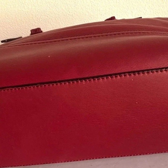 Coach Red Leather City Tote Bag – Classic Style - Picture 8 of 10